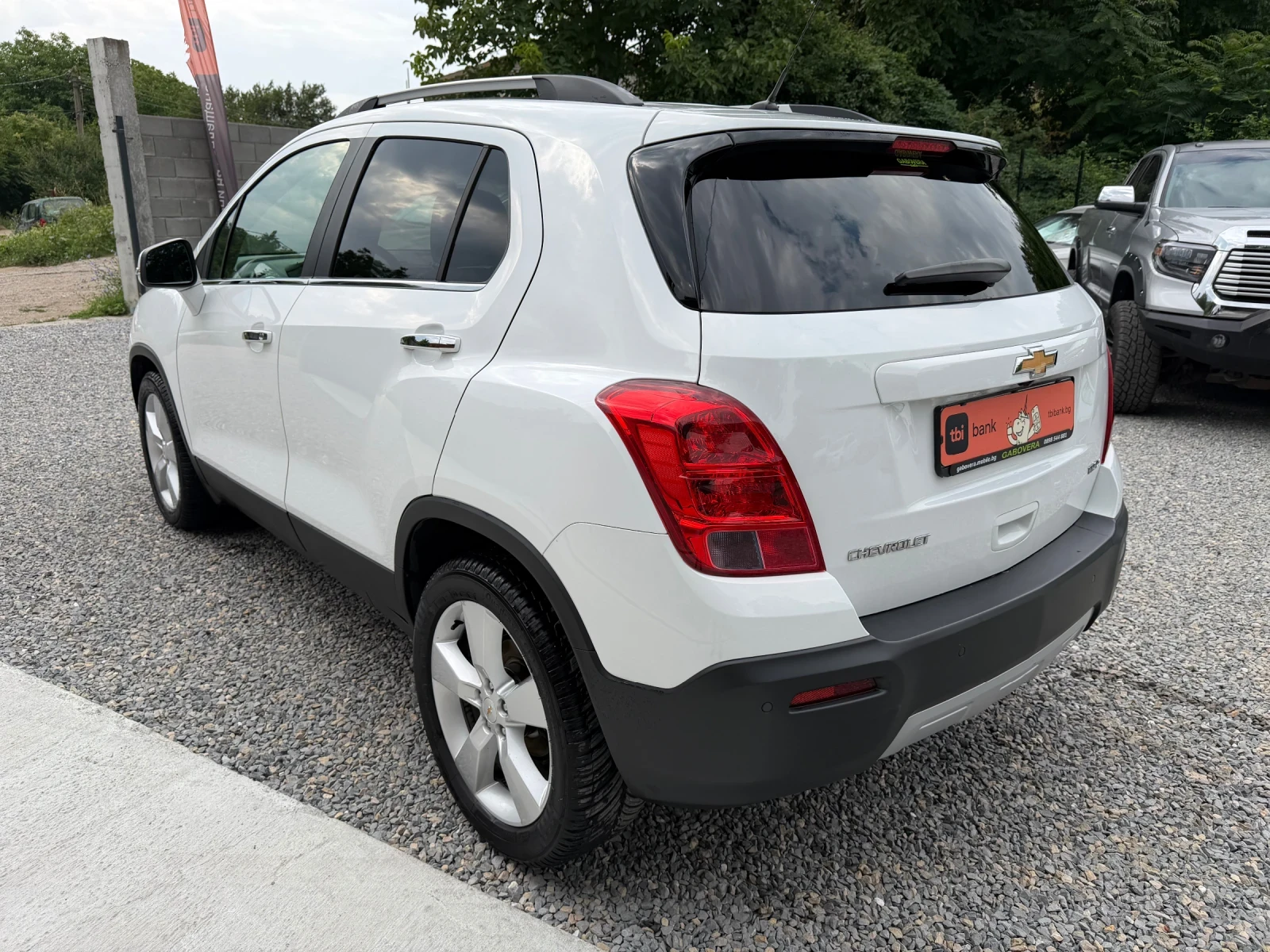 Chevrolet Trax 1.7CDTi Парктроник! , снимка 4 - Автомобили и джипове - 55381544