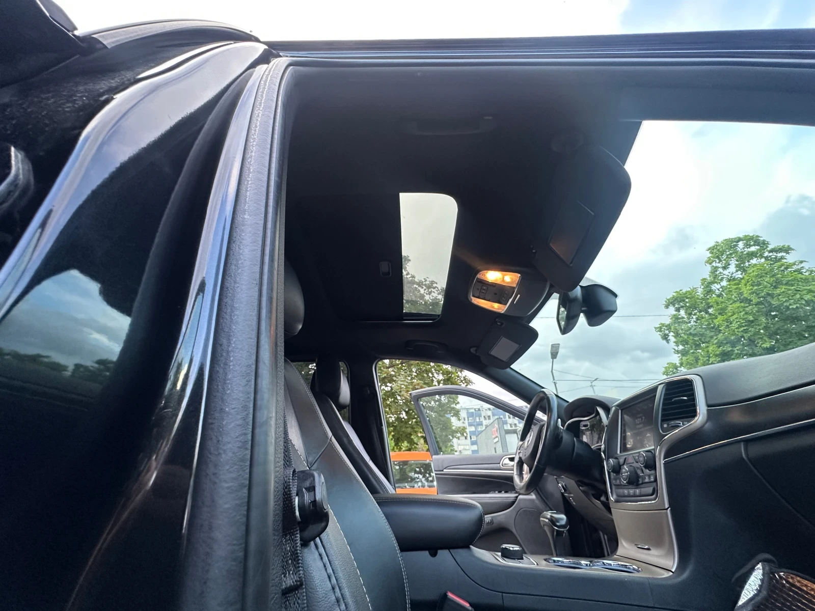 Jeep Grand cherokee 3.6  бензин, снимка 12 - Автомобили и джипове - 55418968