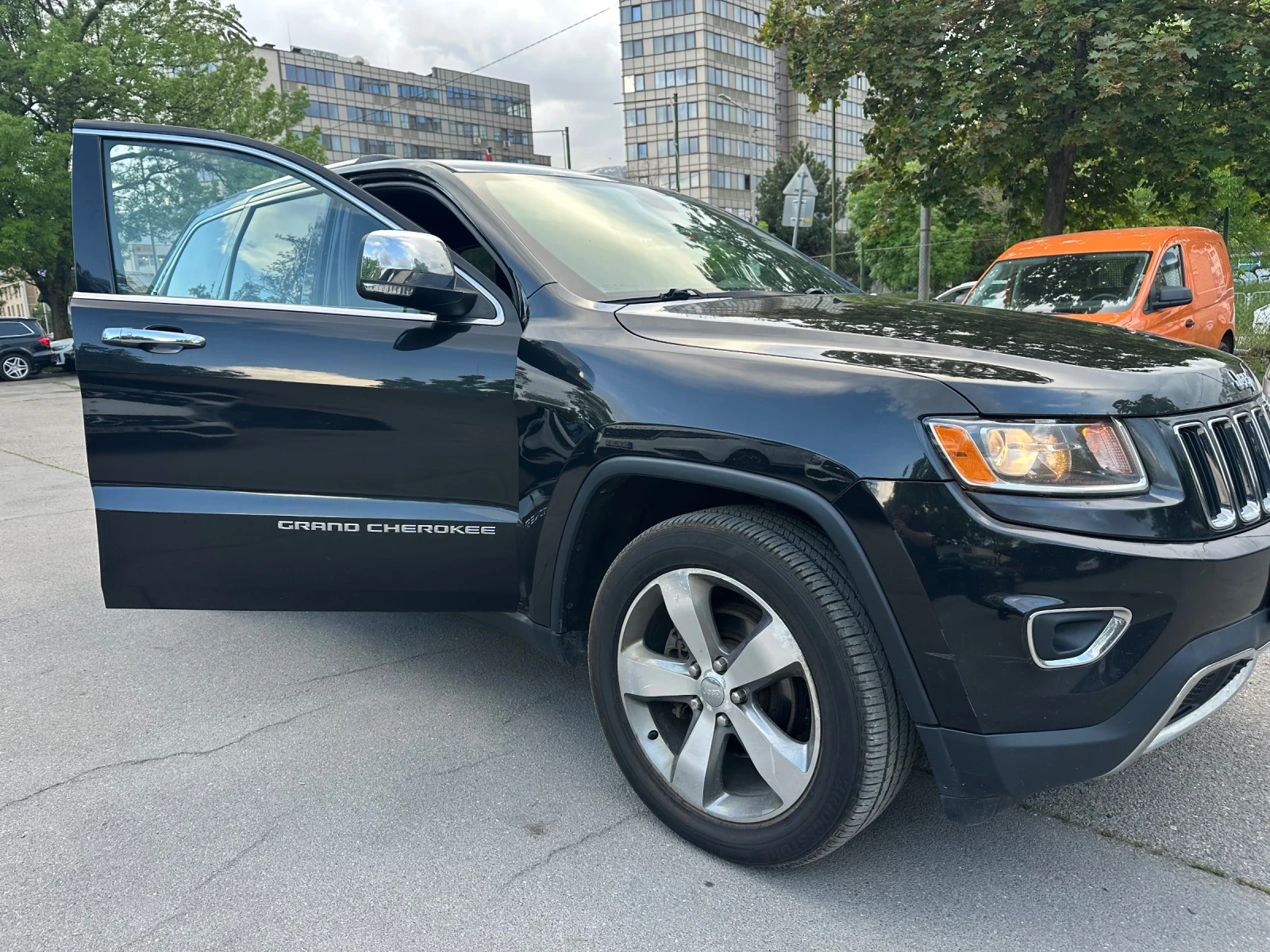 Jeep Grand cherokee 3.6  бензин, снимка 10 - Автомобили и джипове - 55418968