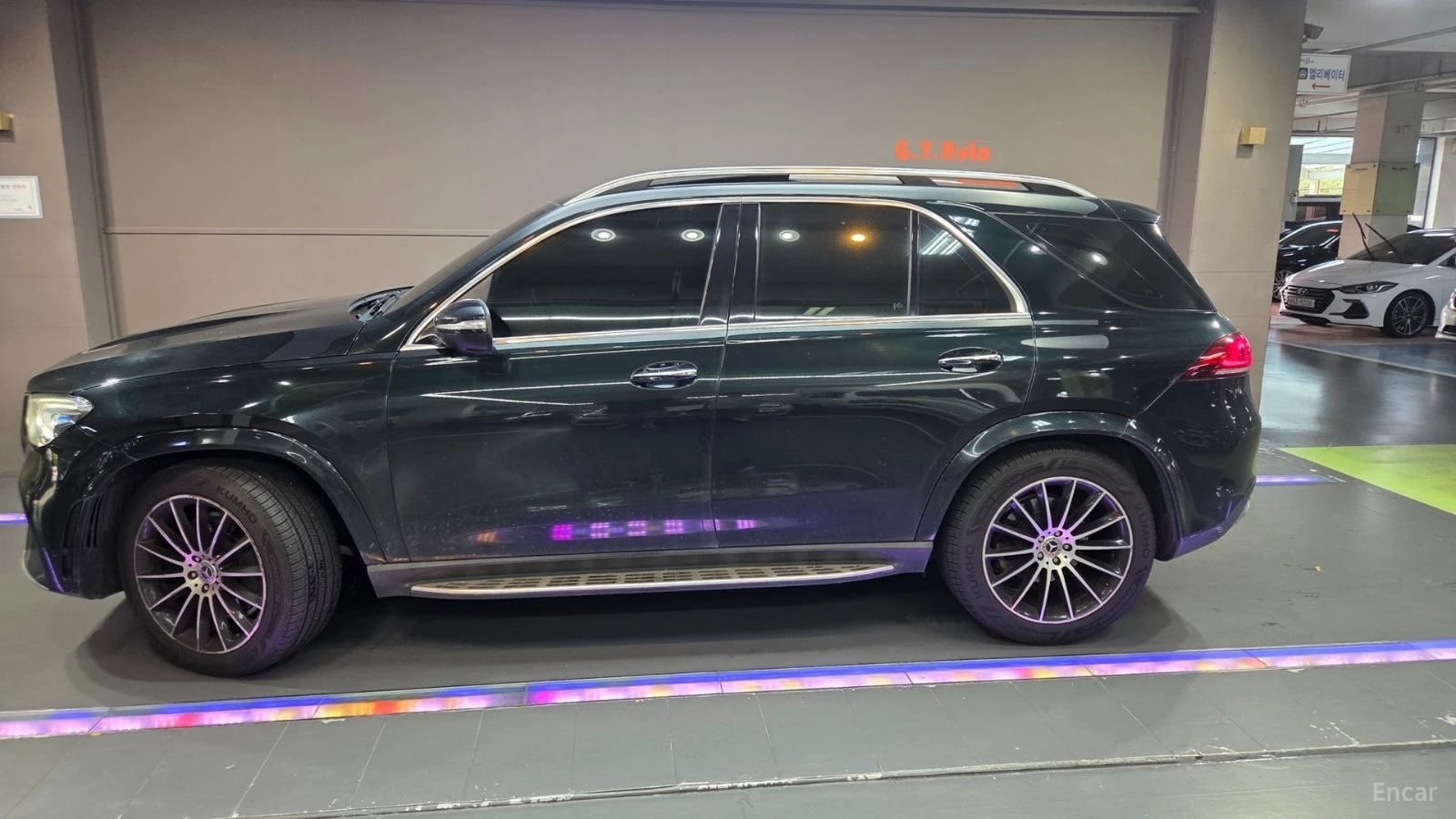 Mercedes-Benz GLE 450 4MATIC* HUD* КОЖА* ОБДУХВ* ПАНО* НАВИ, снимка 7 - Автомобили и джипове - 55503224