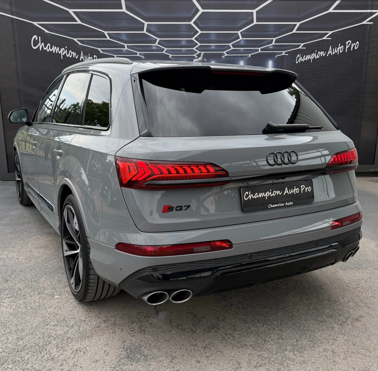 Audi SQ7 S-Line HUD/KAM360/B&O, снимка 4 - Автомобили и джипове - 55650154