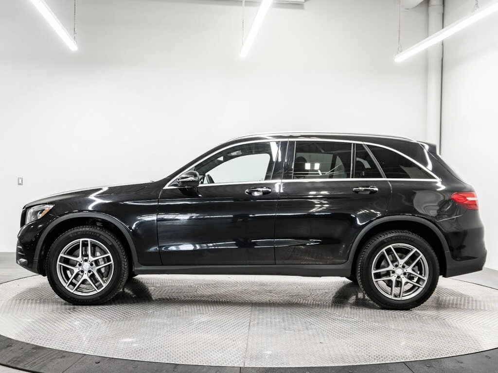 Mercedes-Benz GLC 300 4MATIC AMG Line* BURMESTER* 360* PANORAMA* , снимка 2 - Автомобили и джипове - 55663902