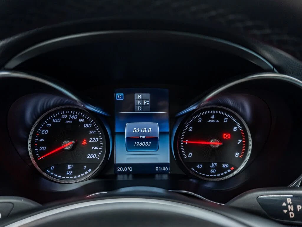 Mercedes-Benz GLC 300 4MATIC AMG Line* BURMESTER* 360* PANORAMA* , снимка 12 - Автомобили и джипове - 55663902