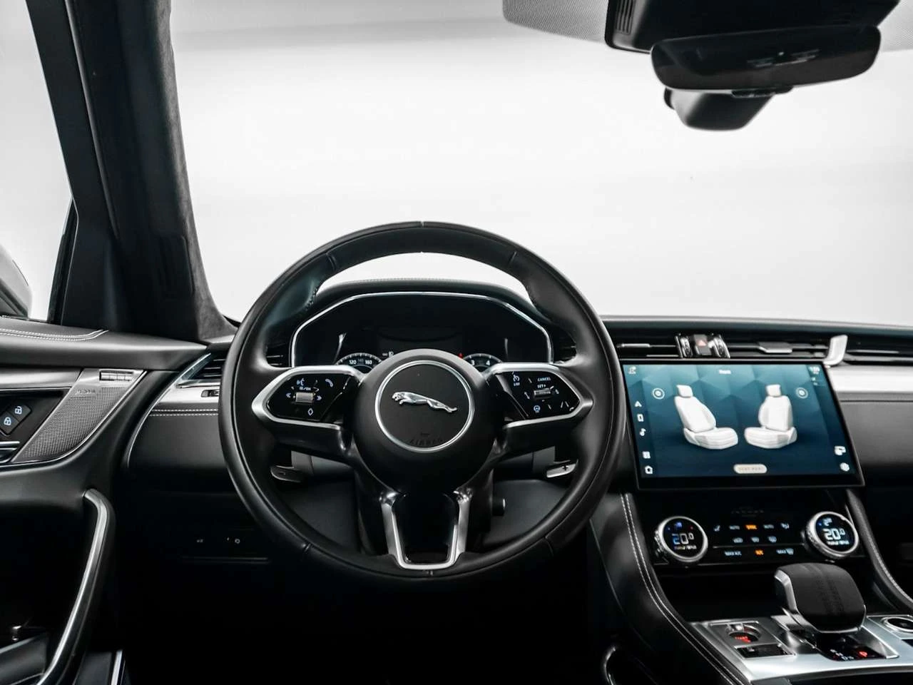 Jaguar F-PACE * * 2 SETS WHEELS INCL!* * R-DYNAMIC SE | P400 | S | Mobile.bg � ����������� 15