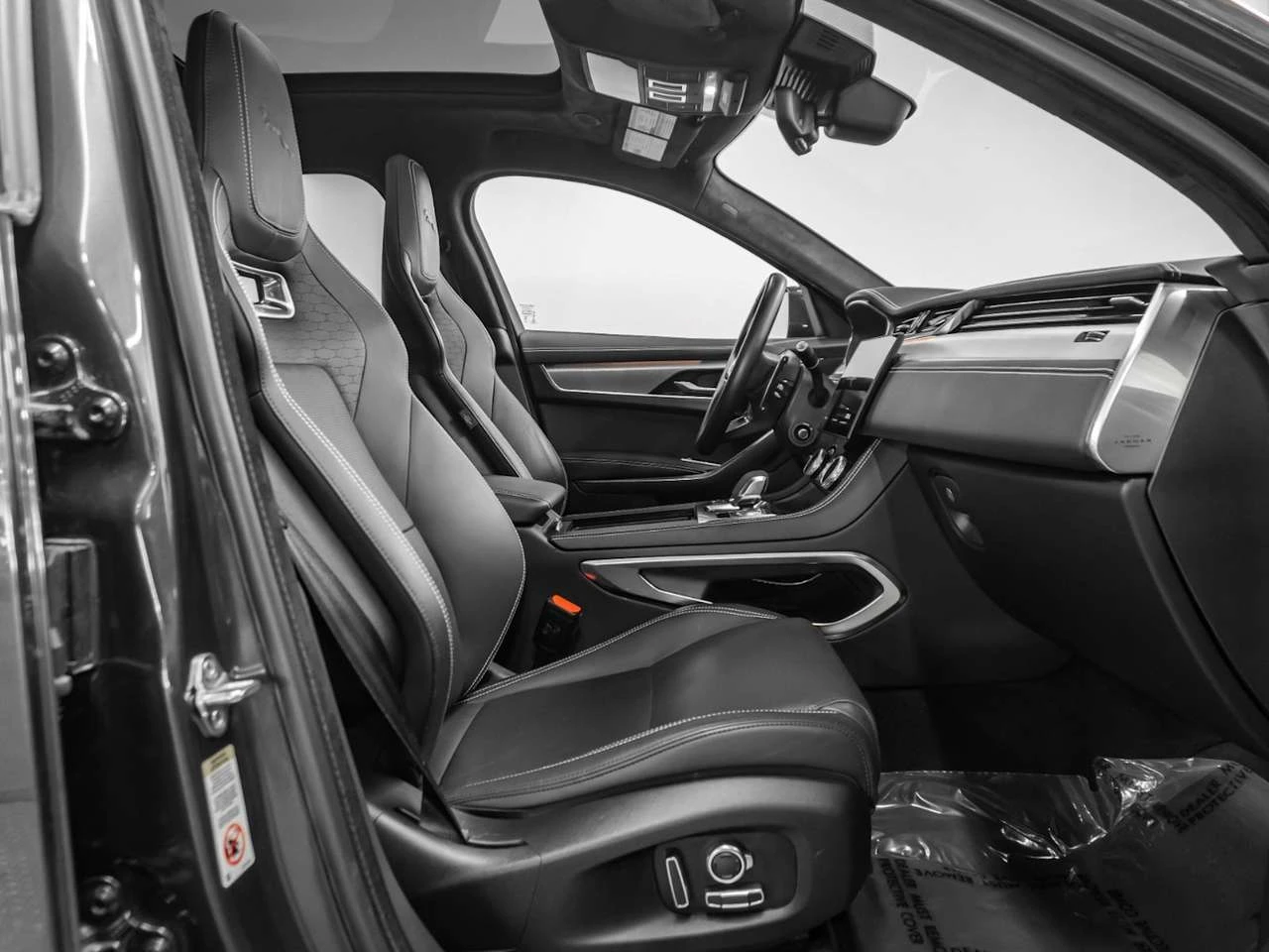 Jaguar F-PACE * * 2 SETS WHEELS INCL!* * R-DYNAMIC SE | P400 | S | Mobile.bg � ����������� 5