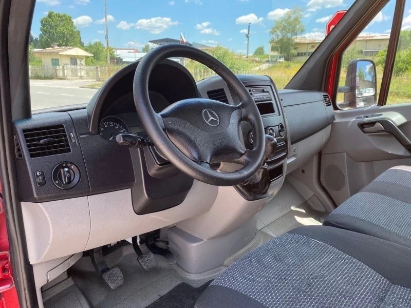 Mercedes-Benz Sprinter 2.2 CDI, Климатик, Напълно обслужен, Регистриран - изображение 8