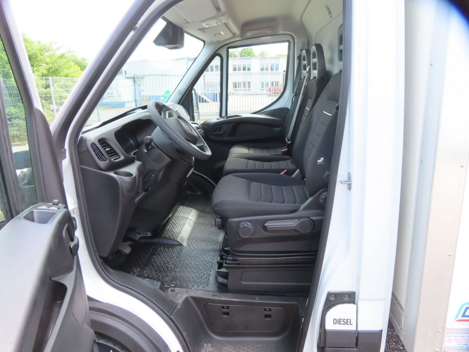 Iveco Daily 35C16 / 3.0 мотор /Чисто Нов/ БОРД/ ГАРАНЦИЯ, снимка 7 - Бусове и автобуси - 52463990