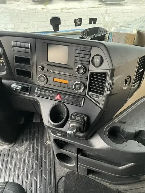 Mercedes-Benz 1844 Actros 1845 Мега, снимка 7 - Камиони - 55483166