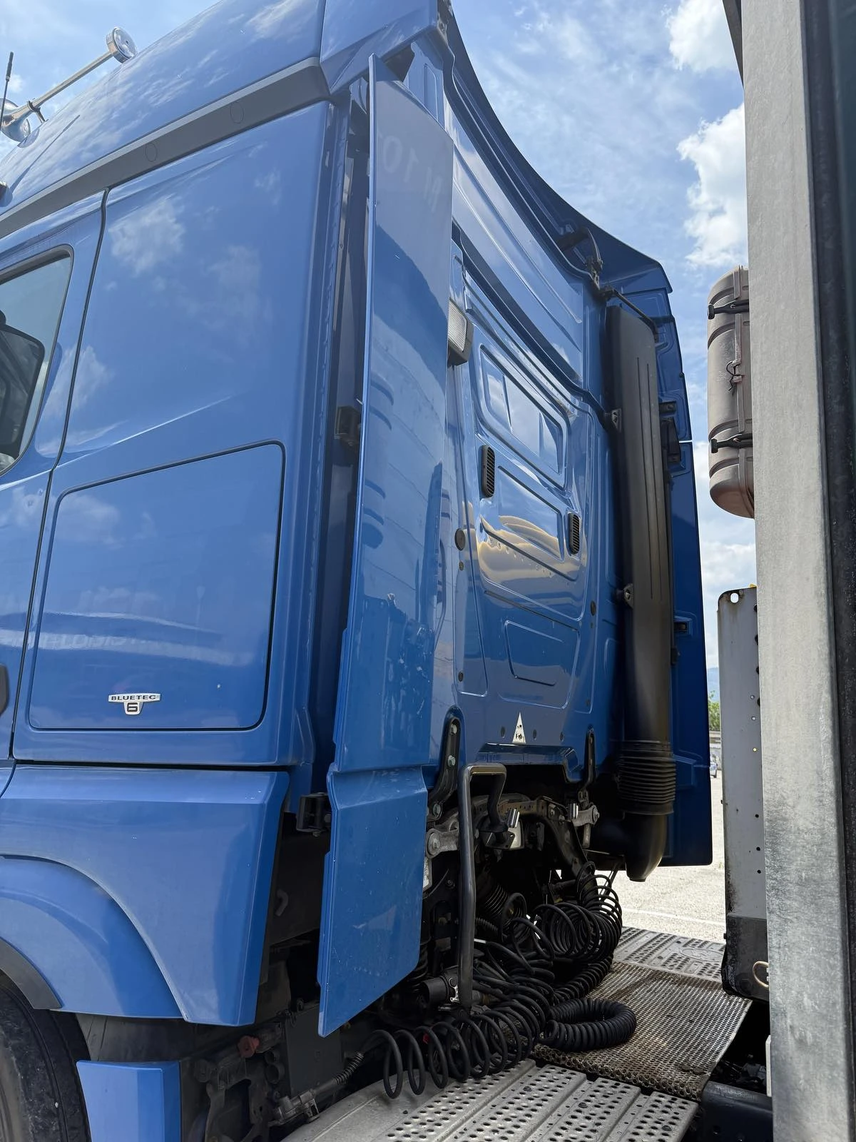 Mercedes-Benz 1844 Actros 1845 Мега, снимка 3 - Камиони - 55120815