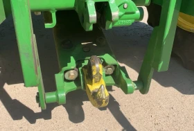 Трактор John Deere 5085M, снимка 10