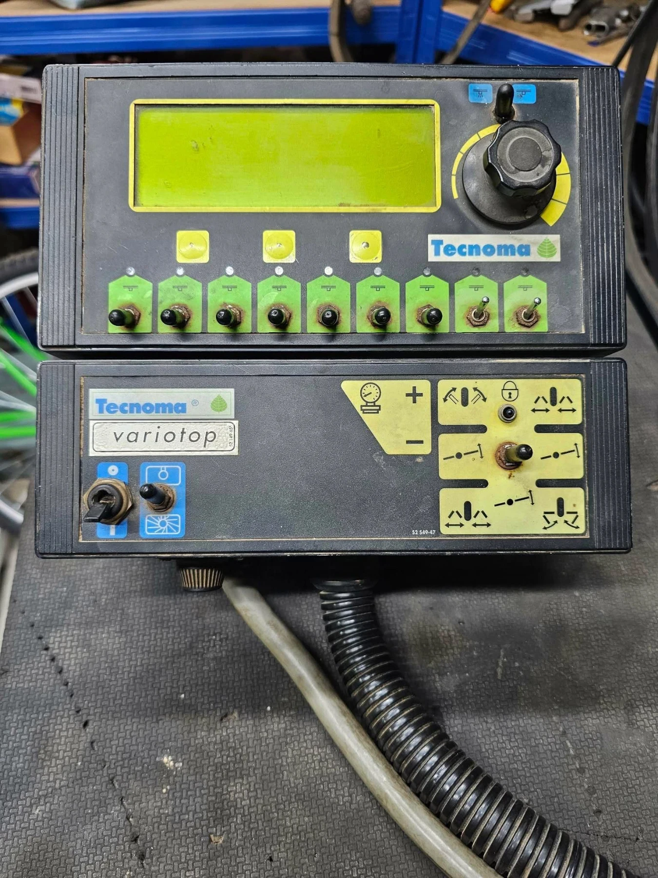 Пръскачка Tecnoma, снимка 11 - Селскостопанска техника - 56687105