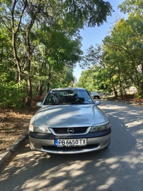 Обява за продажба на Opel Vectra 1.8 i ~2 900 лв. - изображение 1