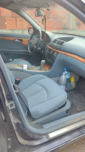 Mercedes-Benz E 270, снимка 5