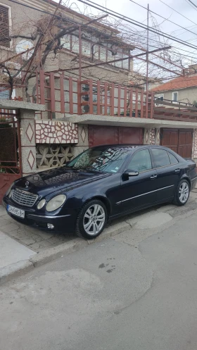 Mercedes-Benz E 270, снимка 1