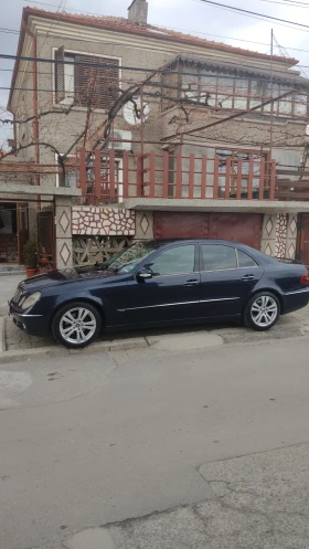 Mercedes-Benz E 270, снимка 2