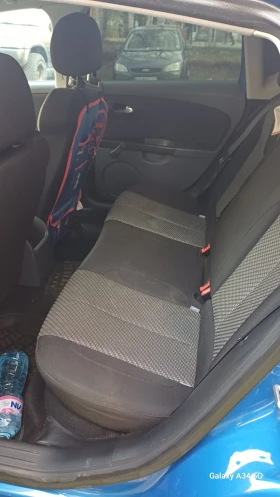 Seat Leon - 4700 € / 9192.40 лв. - 14804024 8
