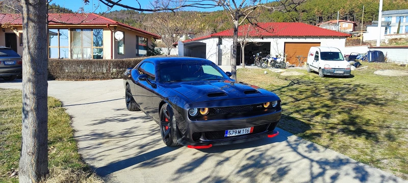 Dodge Challenger, снимка 12 - Автомобили и джипове - 48673906