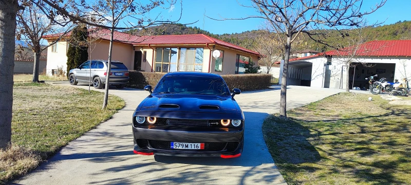 Dodge Challenger, снимка 11 - Автомобили и джипове - 48673906