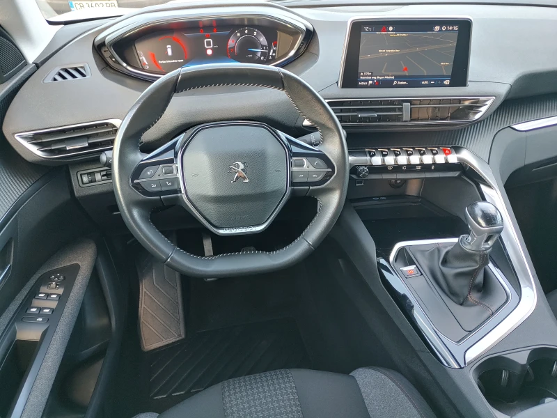 Peugeot 3008 1.2i-Всичко платено!, снимка 12 - Автомобили и джипове - 48297381