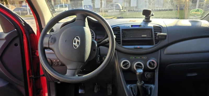 Hyundai I10, снимка 4 - Автомобили и джипове - 49054793