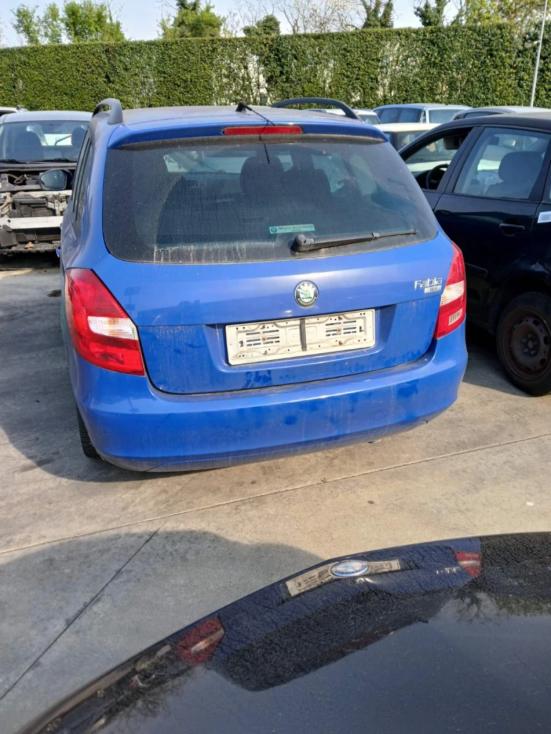 Skoda Fabia 1.2, снимка 3 - Автомобили и джипове - 50929710