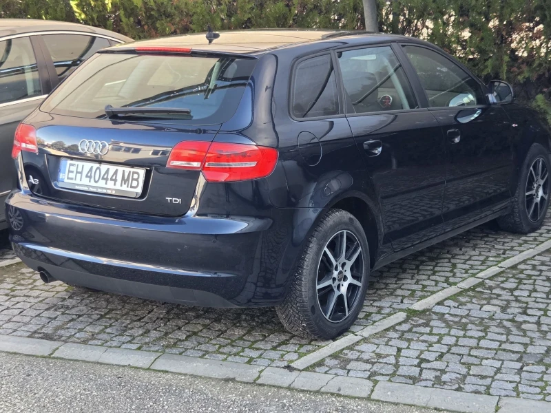 Audi A3 Sportsback, снимка 2 - Автомобили и джипове - 52594528