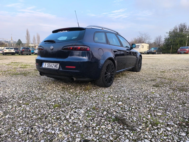 Alfa Romeo 159 sportwagon 2.4 JTDm, снимка 5 - Автомобили и джипове - 52643188