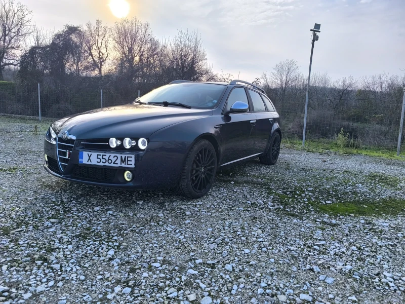 Alfa Romeo 159 sportwagon 2.4 JTDm, снимка 3 - Автомобили и джипове - 52643188