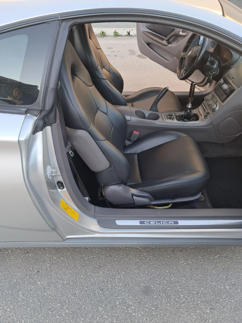 Toyota Celica, снимка 5 - Автомобили и джипове - 52801576