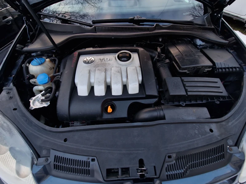 VW Golf 1.9TDI 105к.с., снимка 12 - Автомобили и джипове - 53066682