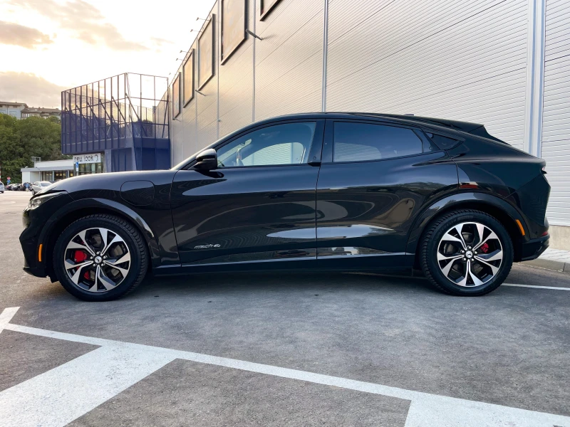 Ford Mustang Mach-E, снимка 6 - Автомобили и джипове - 53299469