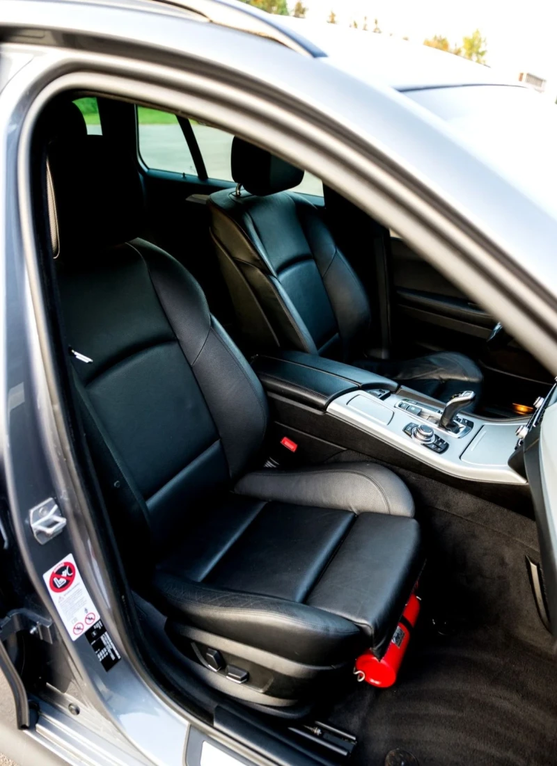 BMW 520, снимка 9 - Автомобили и джипове - 53457744