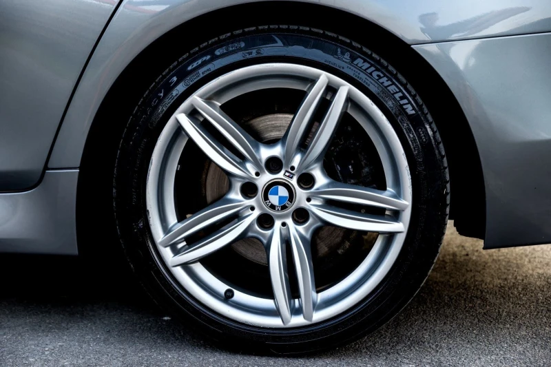 BMW 520, снимка 16 - Автомобили и джипове - 53457744