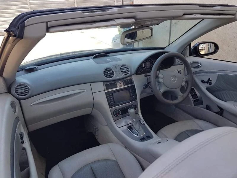 Mercedes-Benz CLK 320, снимка 9 - Автомобили и джипове - 30747966