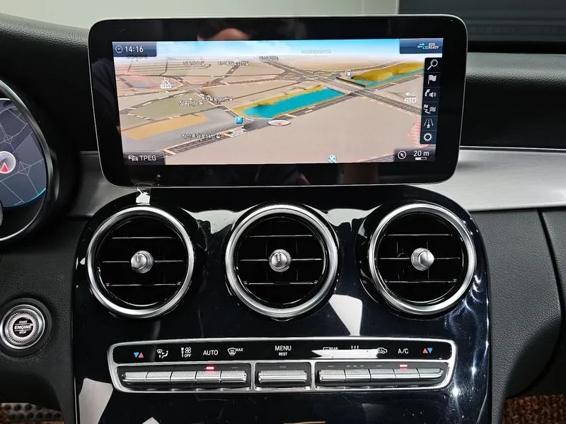 Mercedes-Benz C 180 C300E 4MATIC AMG LINE, снимка 14 - Автомобили и джипове - 54945534