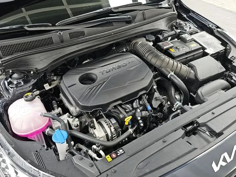 Kia K3, снимка 6 - Автомобили и джипове - 56690502