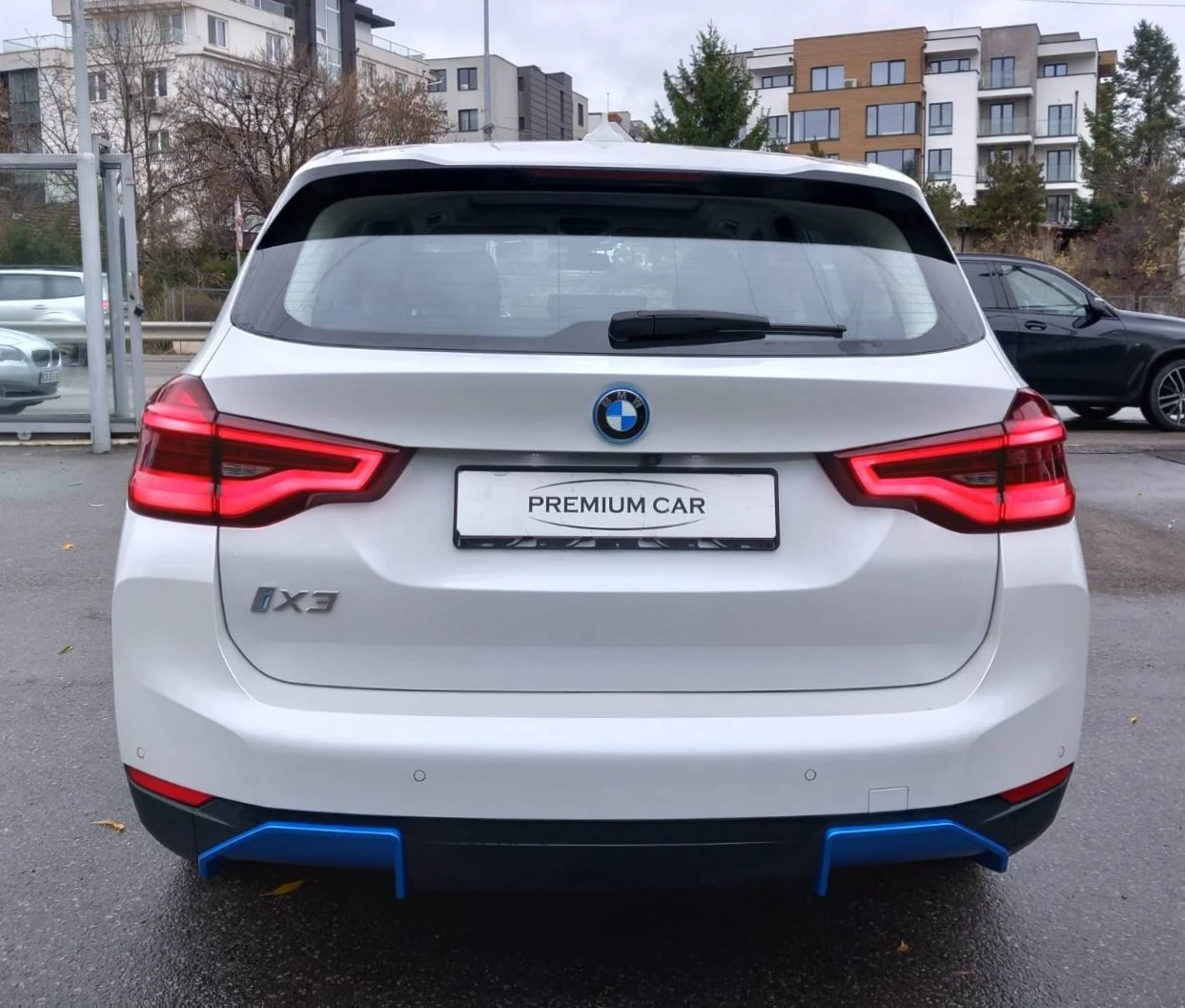 BMW iX3  - изображение 8