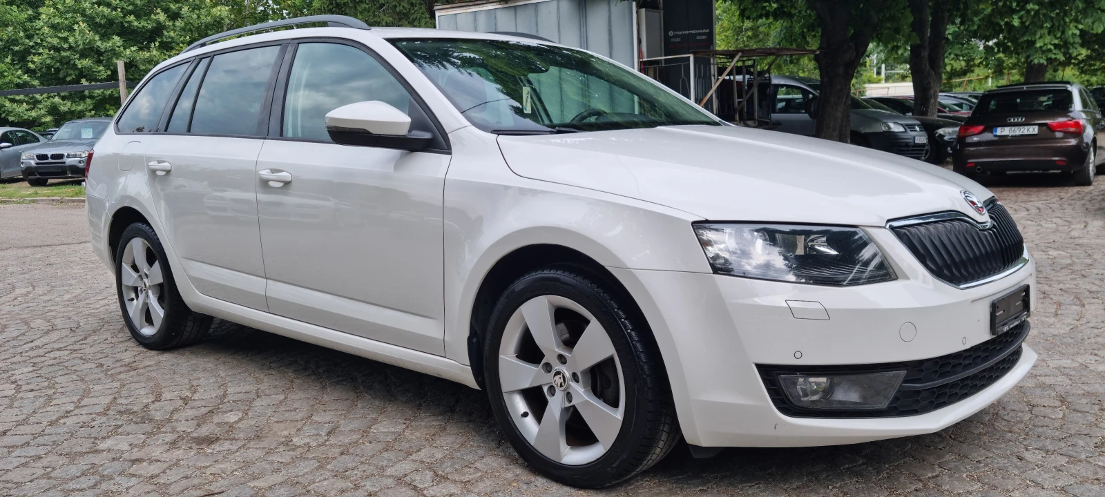 Skoda Octavia 1.8i * 4х4* * AVTOMAT* * KEYLESS* * NAVI* * SWISS - изображение 3
