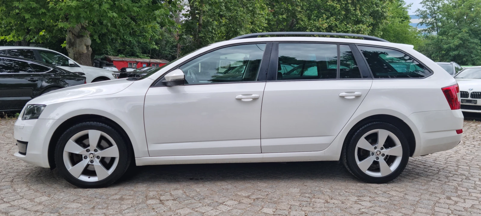 Skoda Octavia 1.8i * 4х4* * AVTOMAT* * KEYLESS* * NAVI* * SWISS - изображение 8