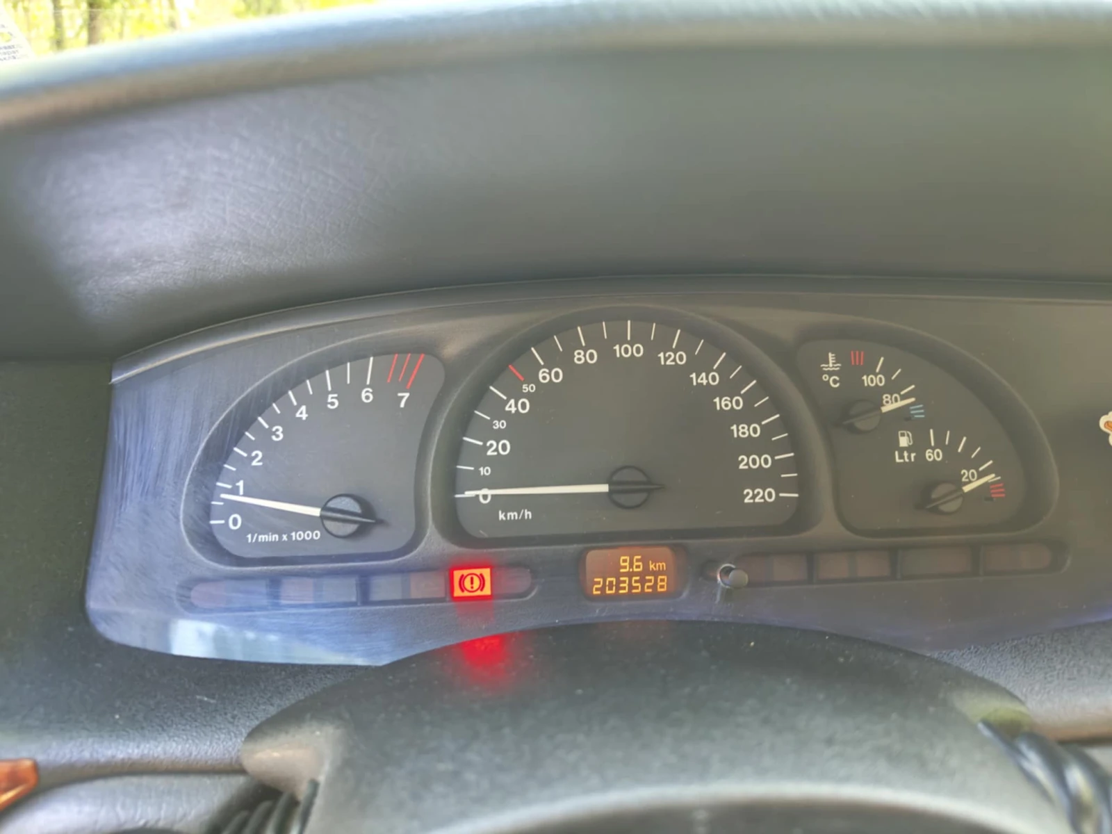 Opel Vectra 1.8 i - изображение 6