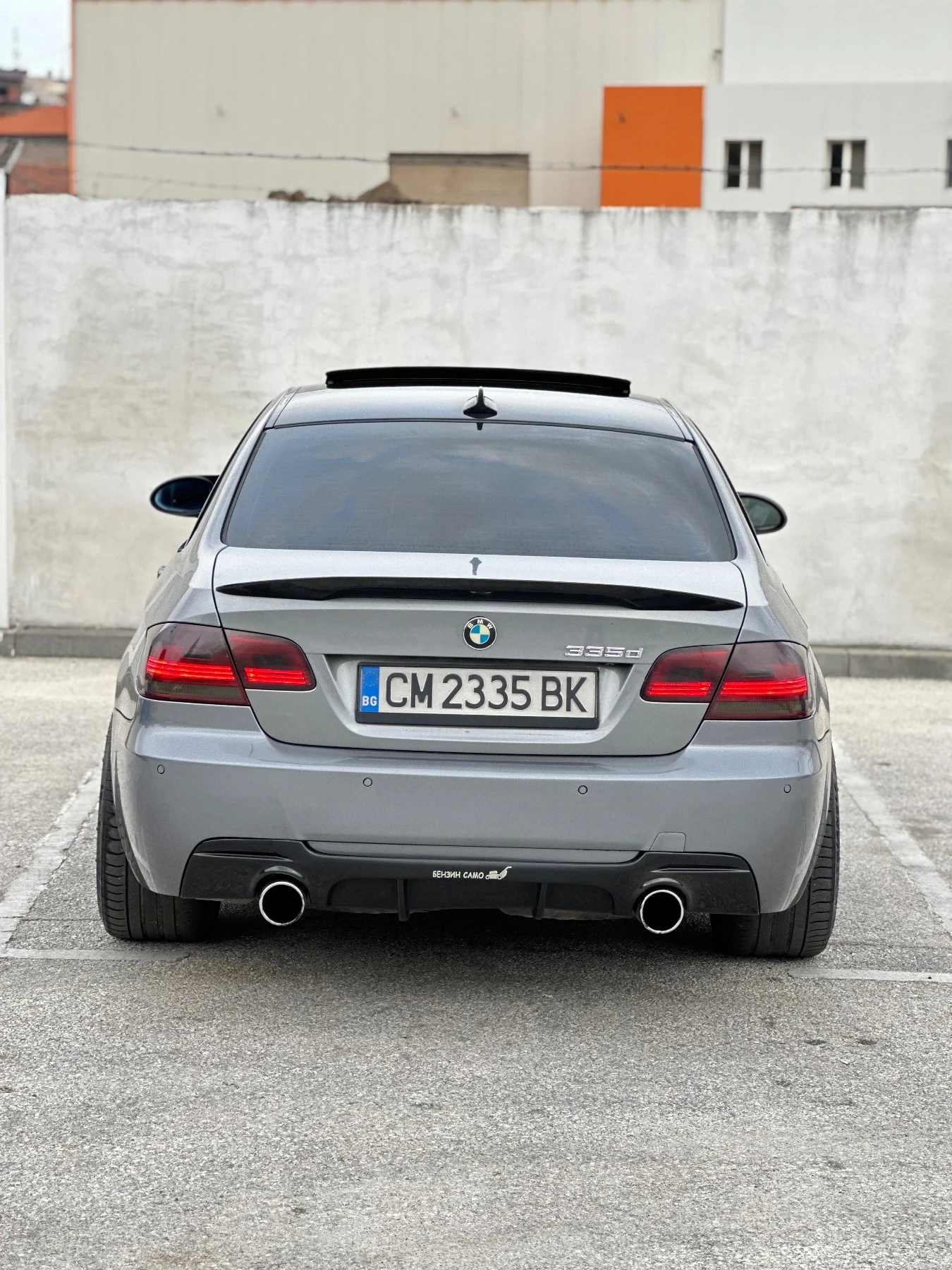 BMW 335  - изображение 4