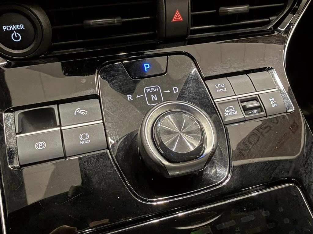 Toyota bZ4X XLE AWD* Bluetooth* Sunroof* �������*  | Mobile.bg � ����������� 12