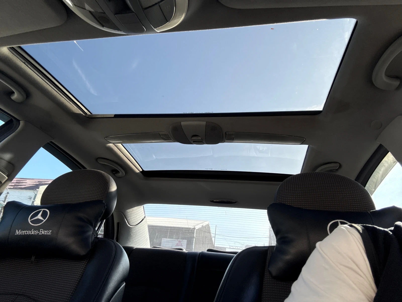 Mercedes-Benz E 320, снимка 2 - Автомобили и джипове - 53827603