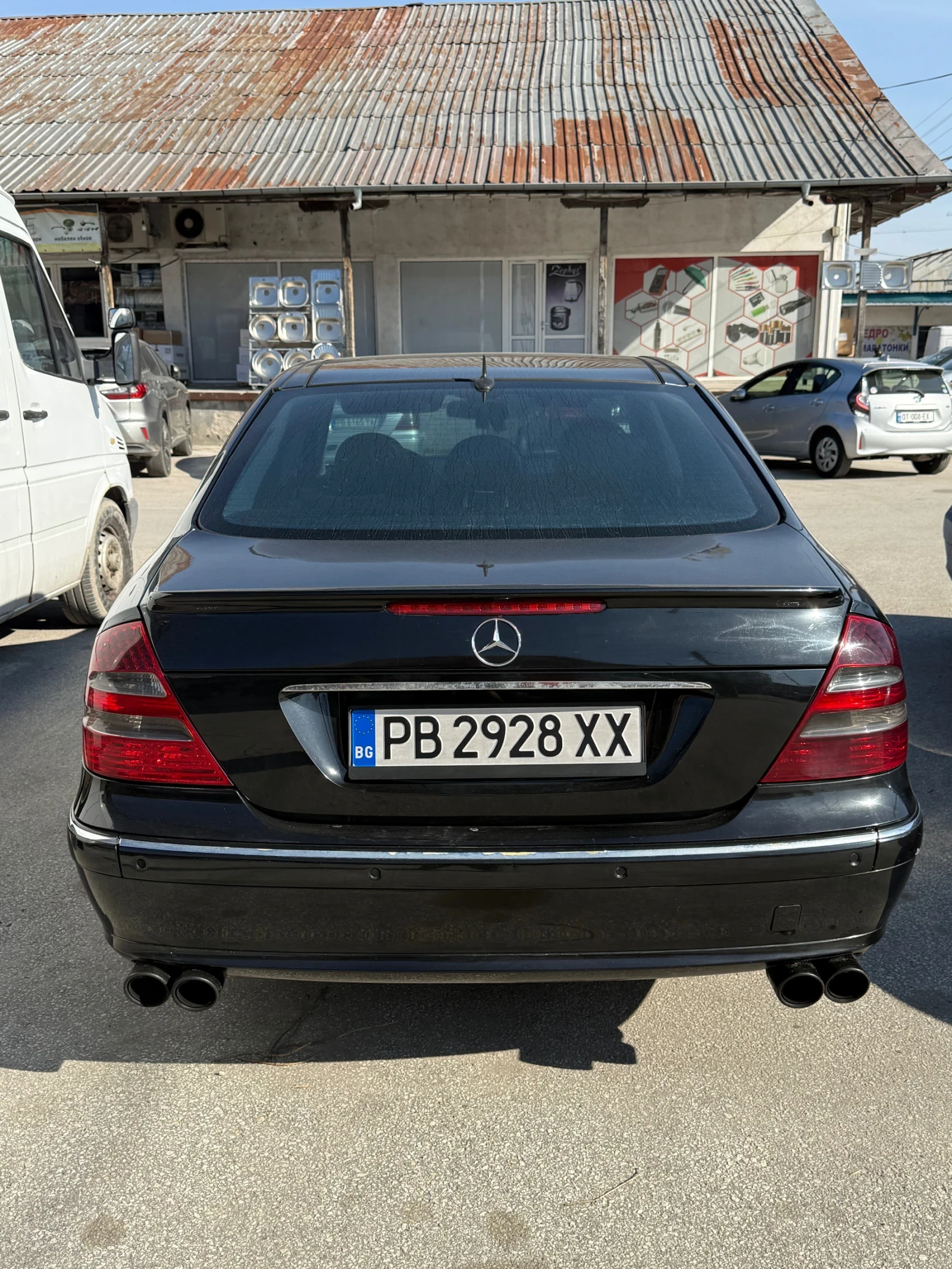 Mercedes-Benz E 320, снимка 5 - Автомобили и джипове - 53827603