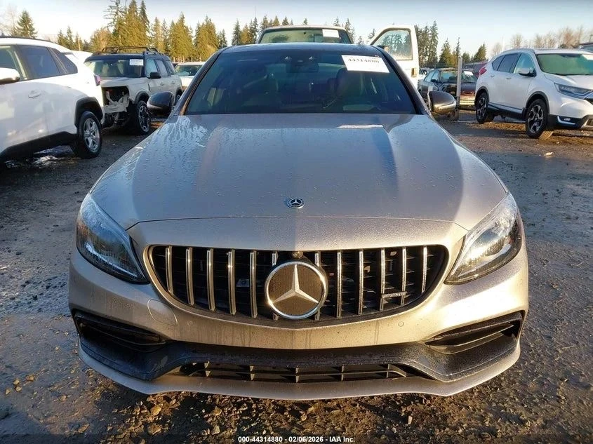 Mercedes-Benz C 63 AMG, снимка 2 - Автомобили и джипове - 53987051