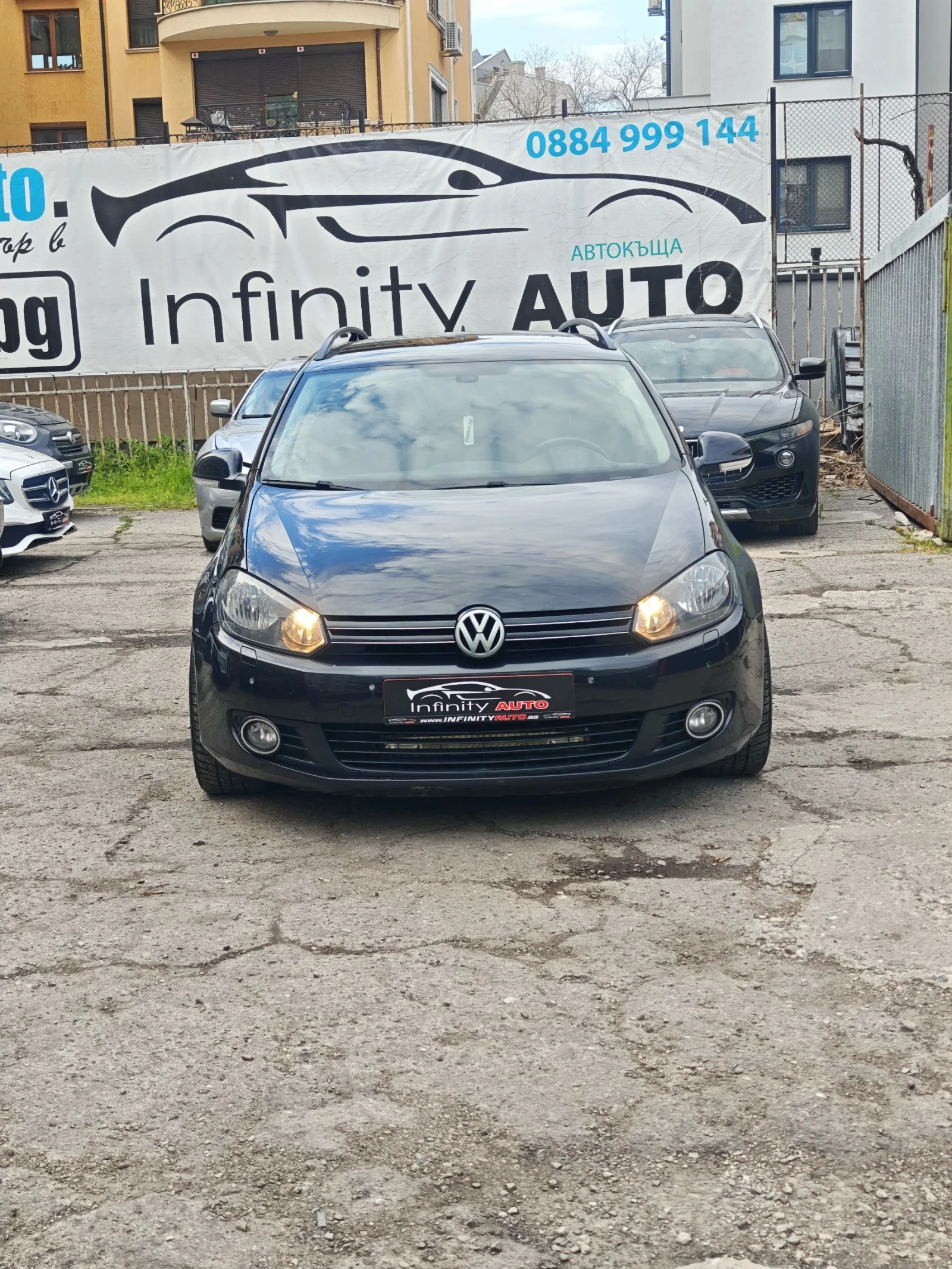 VW Golf АВТОМАТ, АВТОПИЛОТ, ПОДГРЕВ, НАВИ, ПАРКТРОНИК! , снимка 3 - Автомобили и джипове - 53989561