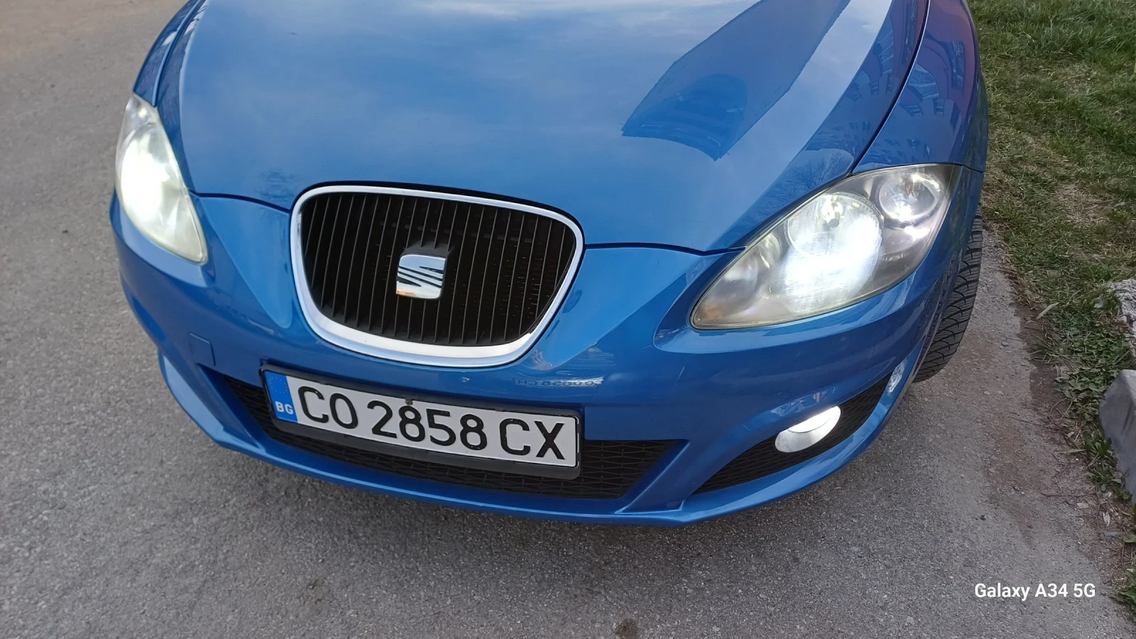 Seat Leon, снимка 11 - Автомобили и джипове - 54116191
