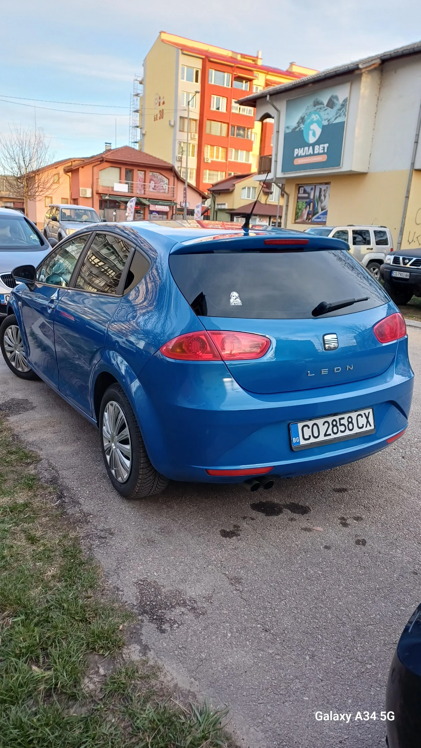 Seat Leon, снимка 6 - Автомобили и джипове - 54116191