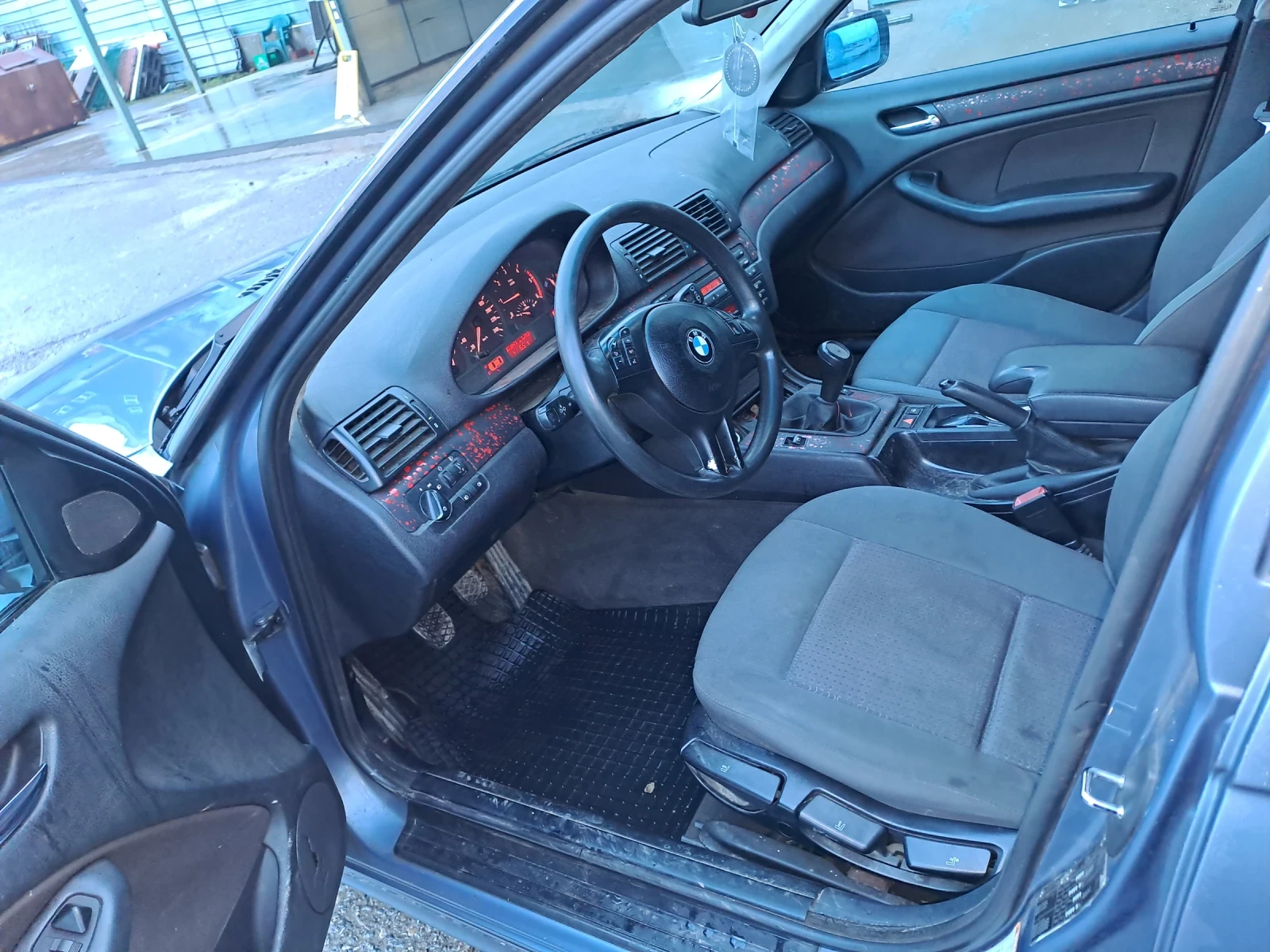 BMW 320 150, снимка 8 - Автомобили и джипове - 54586349