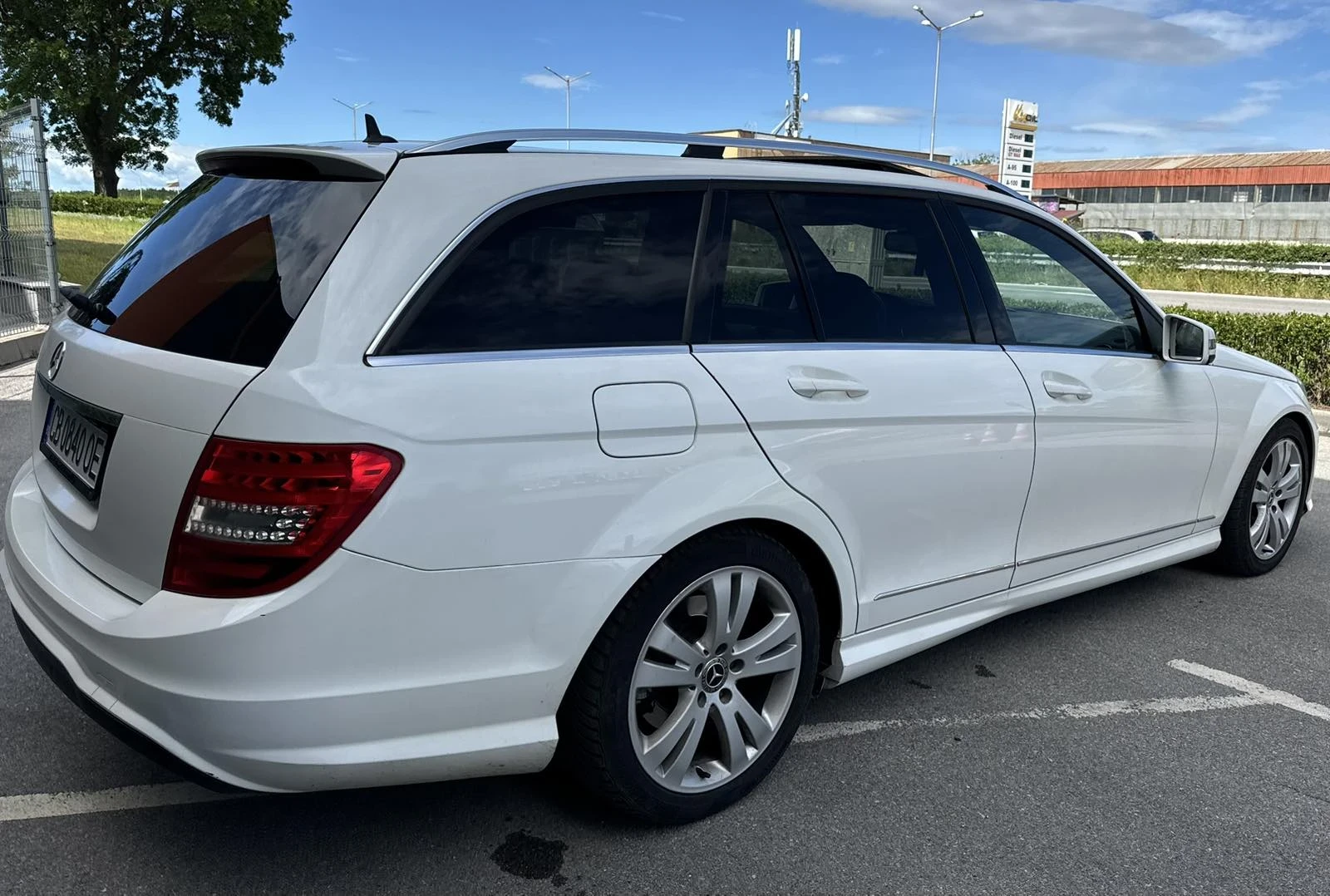Mercedes-Benz C 250 AMG 4x4 , снимка 5 - Автомобили и джипове - 54597570